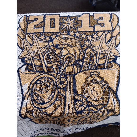 USNA Class Of 2013 Approximately 70x40 Woven Tapestry Throw Blanket EUC - Picture 6 of 7